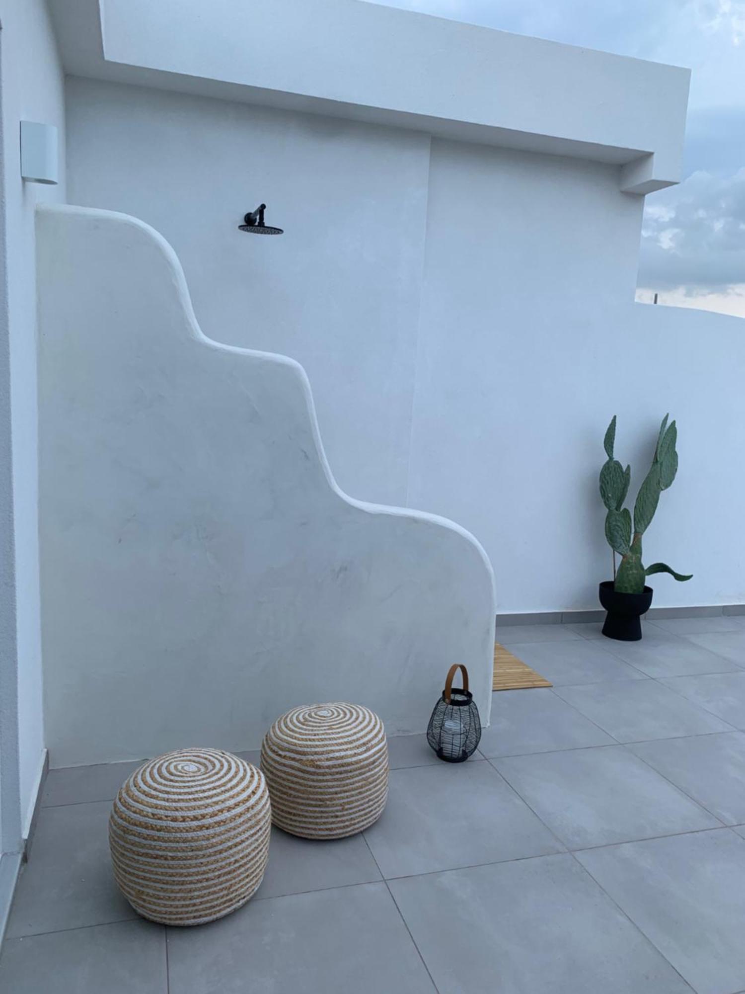 Tsambikos Apts