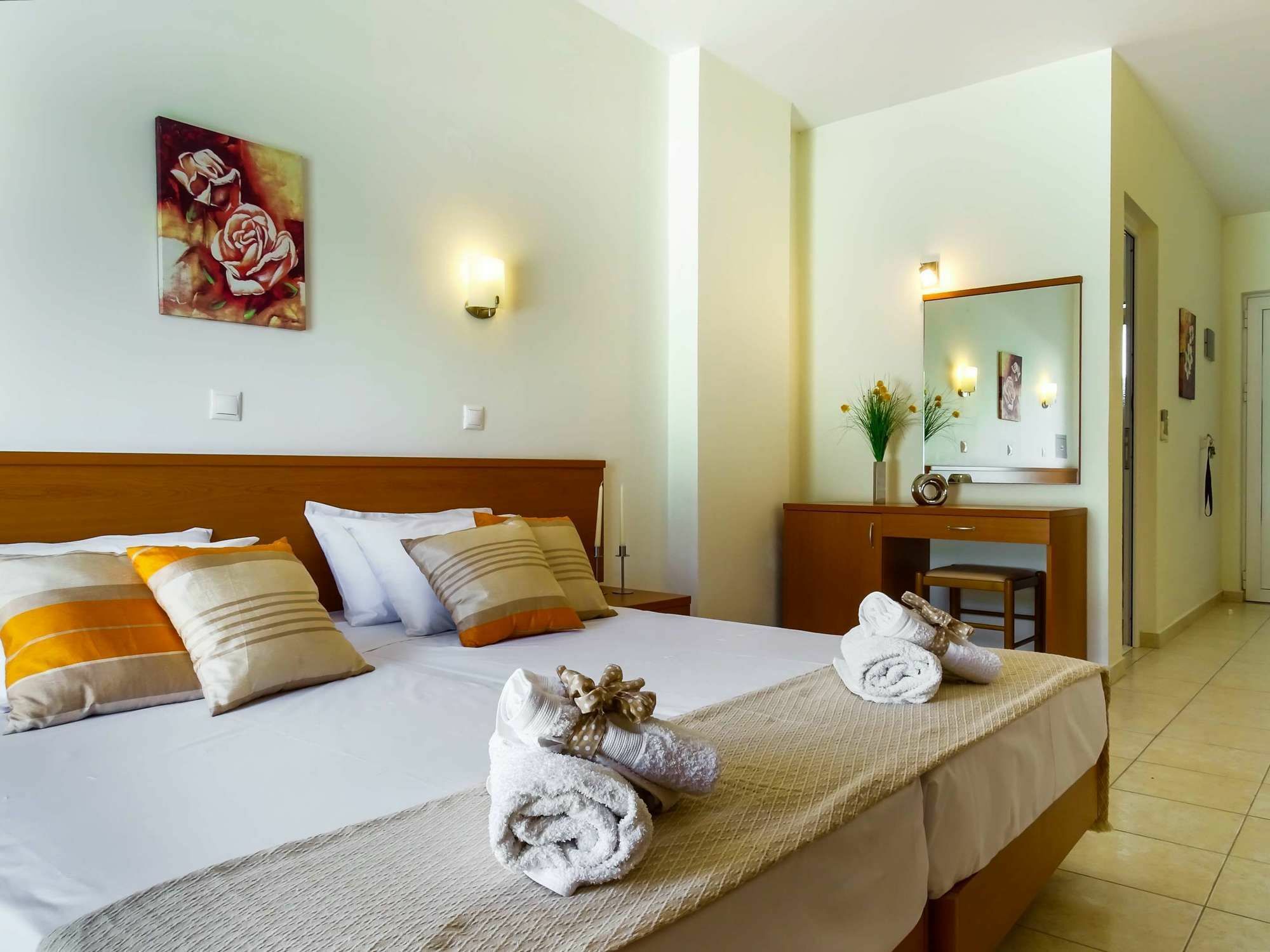 Lejlighed Tsambikos Apts *